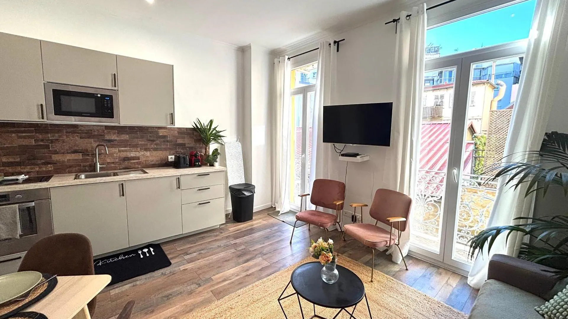 Appartement 2 Pieces Hyper Centre Nice Proche Plage