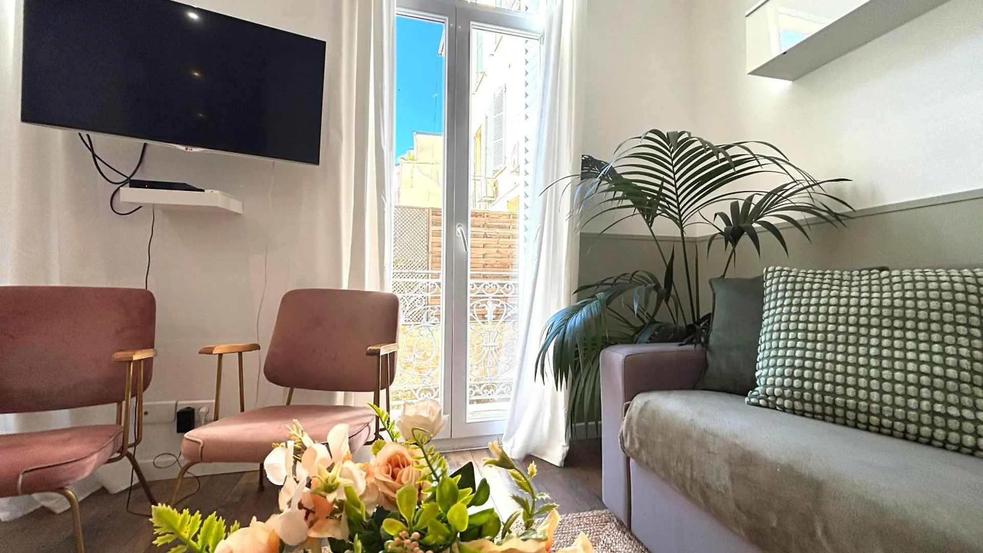 Appartement 2 Pieces Hyper Centre Nice Proche Plage
